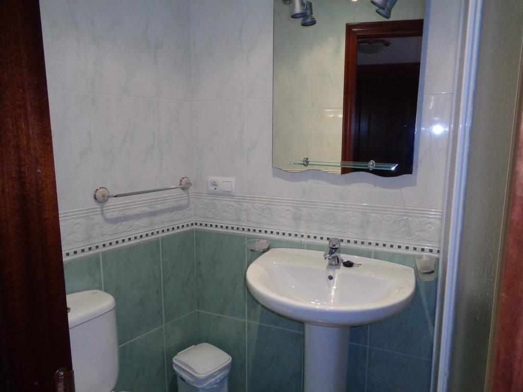 Apartamentos San Pelayo Cangas de Onis Ruang foto